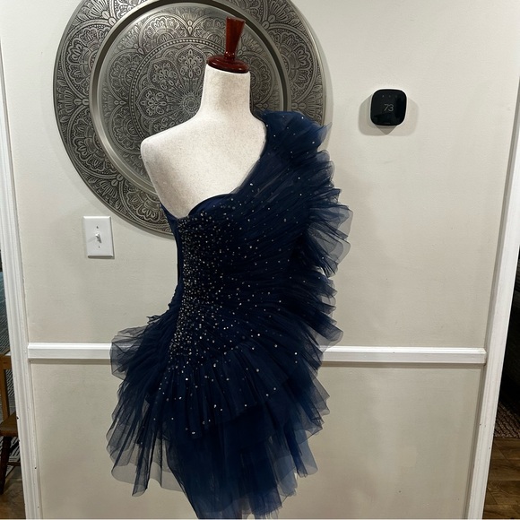 NWT $595 Badgley Mischa pleated tulle mini in navy - Size 2 - Picture 12 of 13
